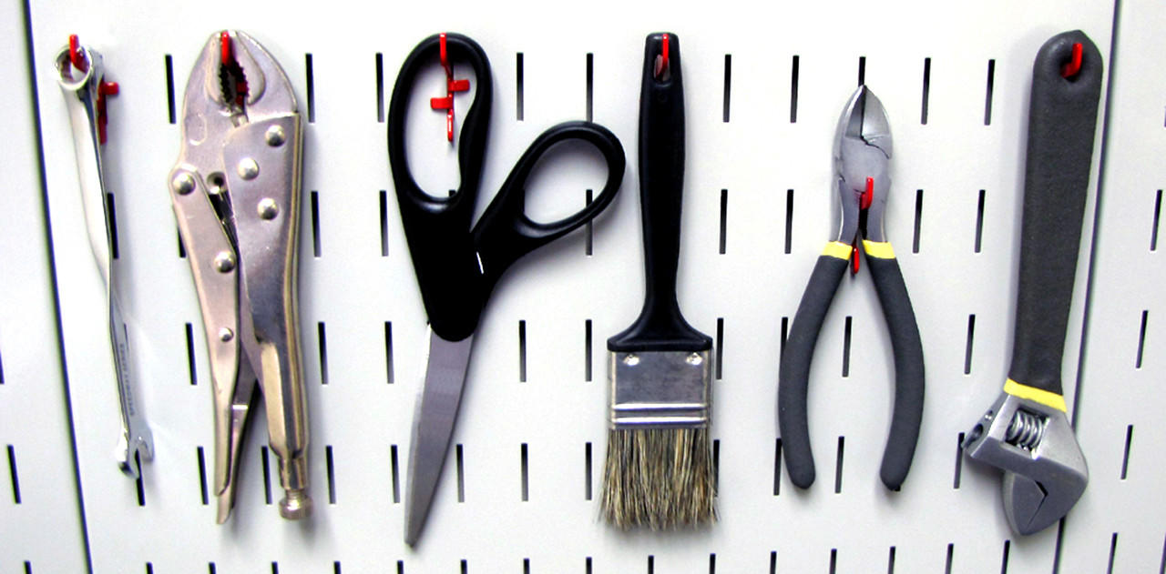 Pegboard Pegs for Screwdrivers and Pliers